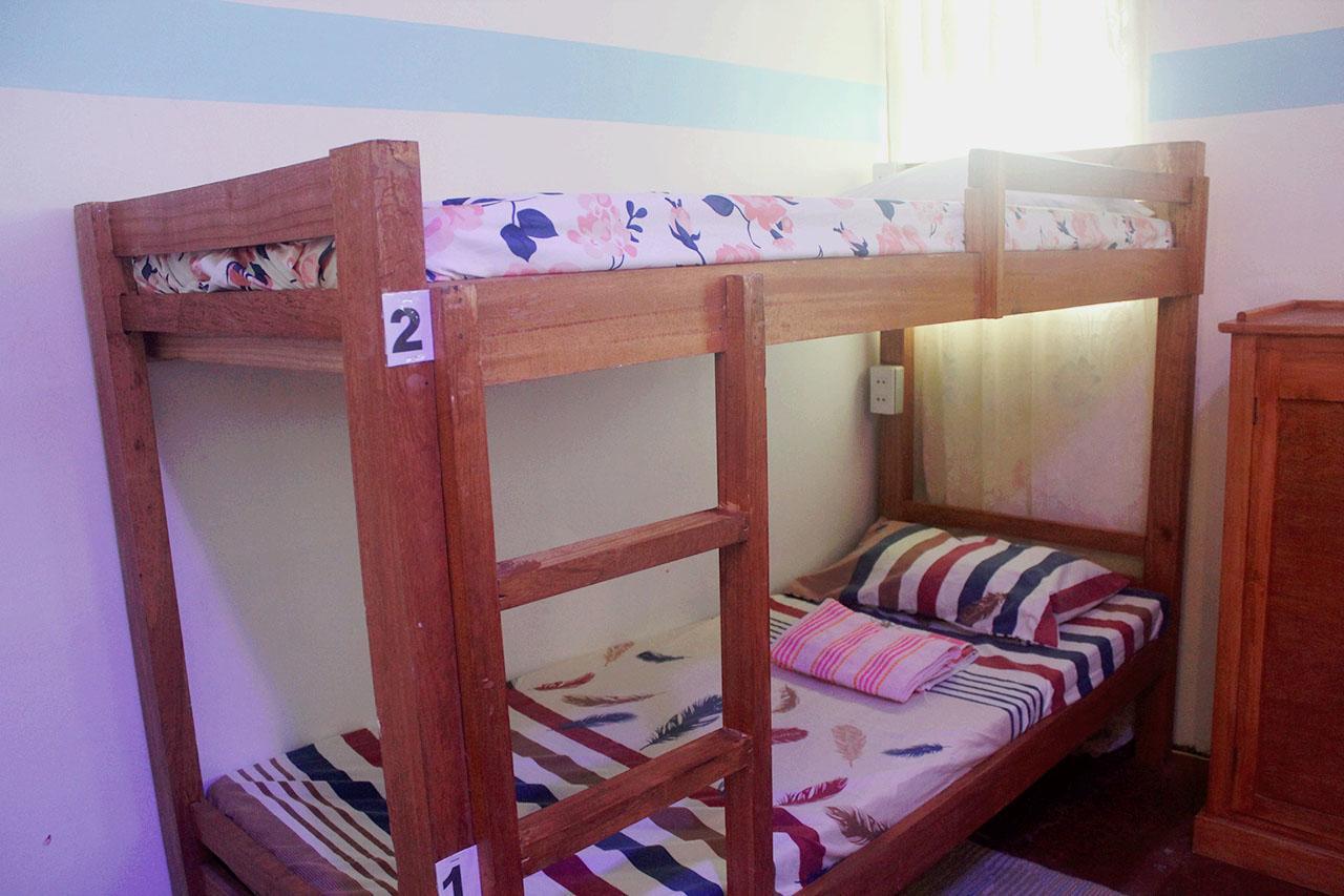 J'S Backpackers Hostel Davao City Buitenkant foto